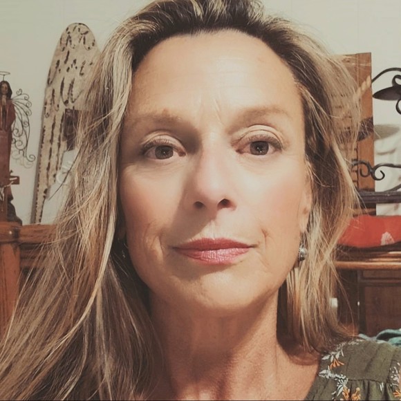 Meet your Posher, Geri - Picture 1 of 1